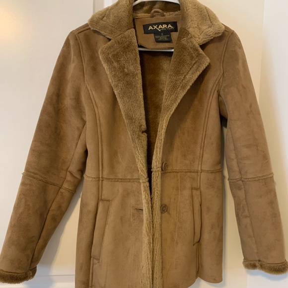 Faux Fur Button-Up Jacket - Picture 3 of 5